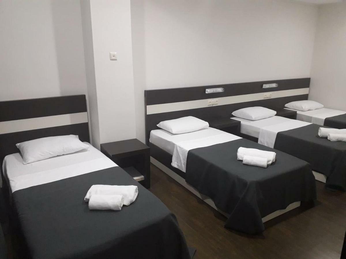 West Tower Hotel Kutaisi Bagian luar foto