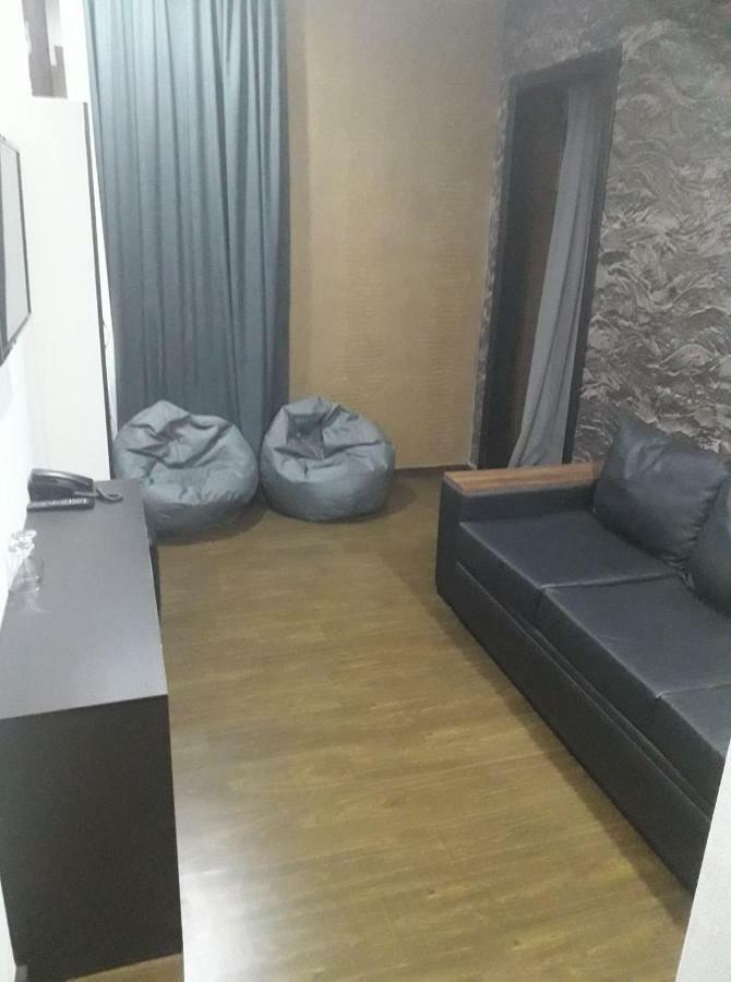 West Tower Hotel Kutaisi Bagian luar foto